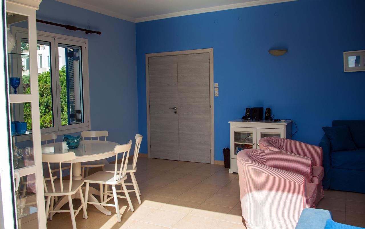 Irimar Retreat Managed By Hilltop Residences Mikrá Mandínia المظهر الخارجي الصورة